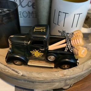 Black Rustic Truck with Bumble bee and Dippers